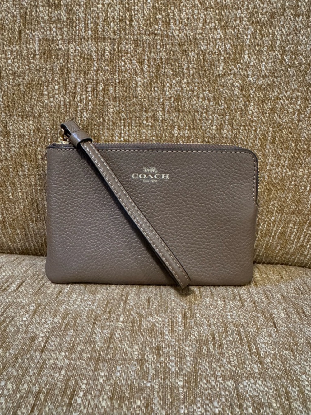 New Authentic Coach Leather Wristlet Wallet Cardholder Wallet